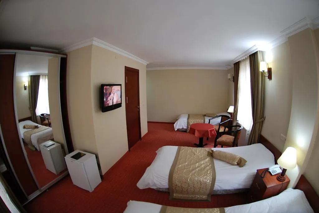Epos Hotel Istanbul 3*,